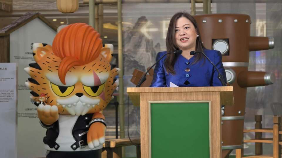 罗淑佩：国庆首日内地客破2018高峰 有信心达全年5380万旅客目标